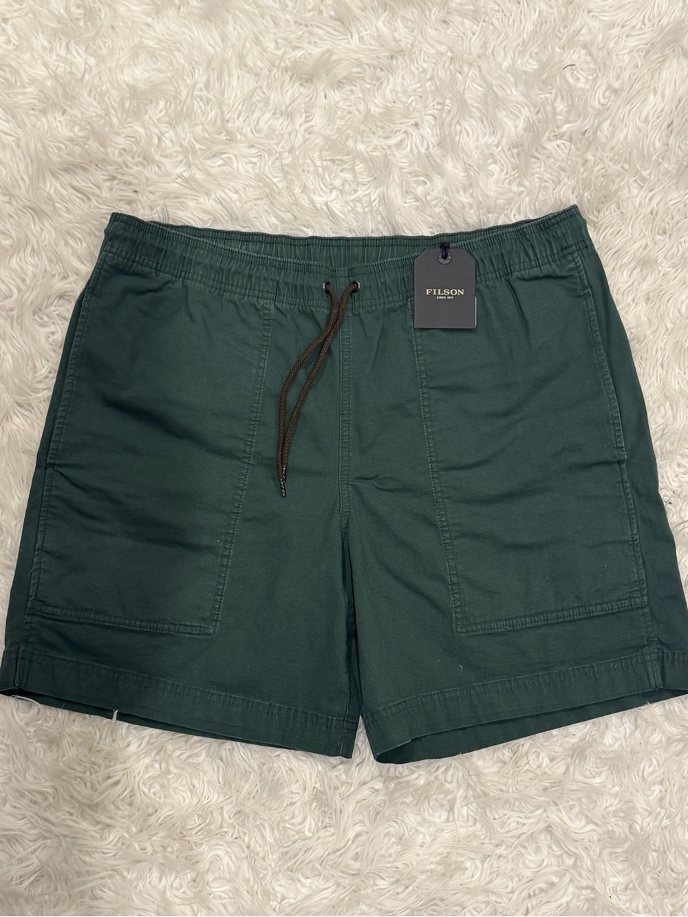 Filson Dry Falls Shorts Men’s Medium Dark Moss Green NWT